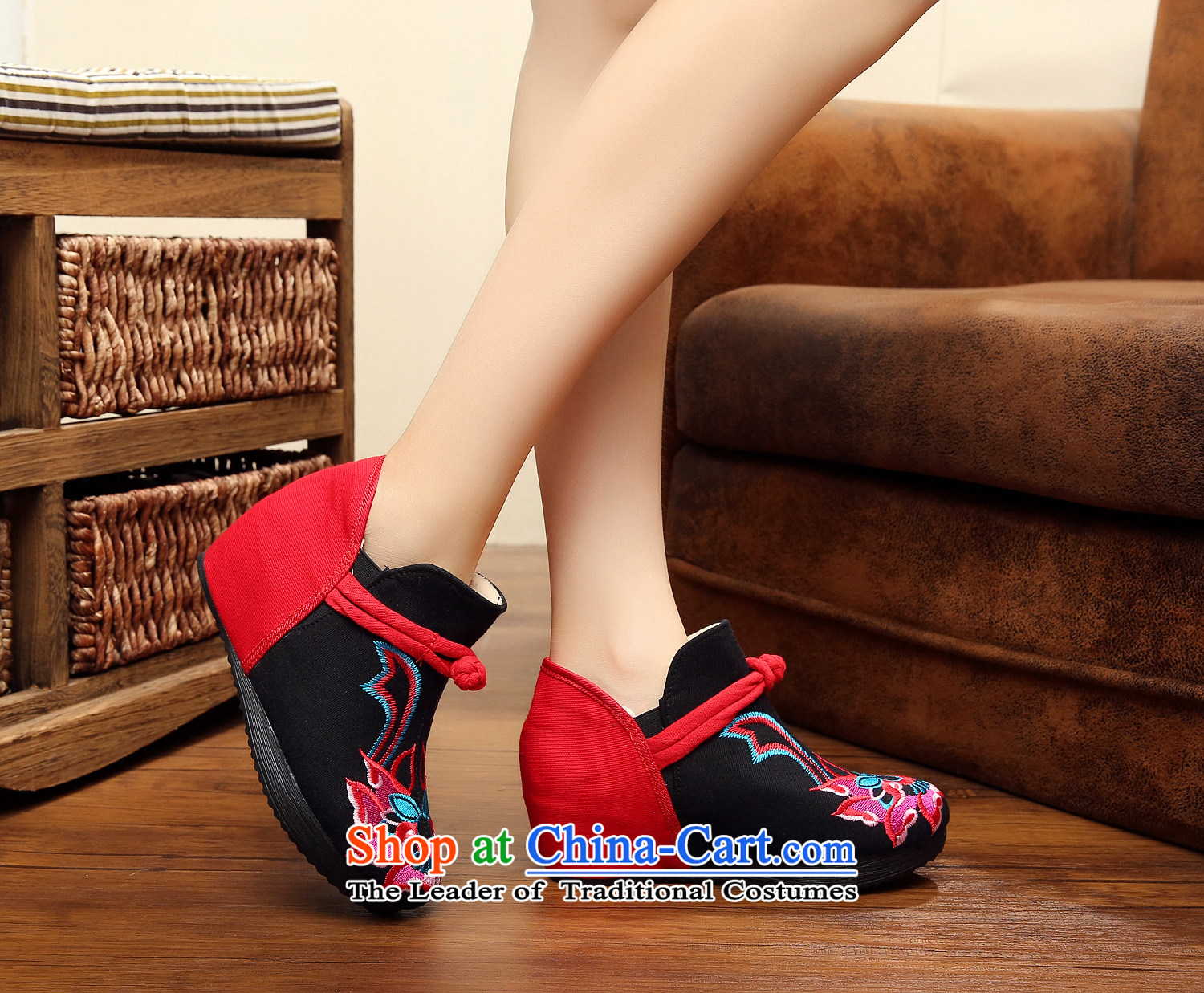 2015 Autumn and winter new auspicious embroidered shoes female cotton shoes bootie thick warm beef tendon bottom slope xhx with black 38 pictures, prices, brand platters! The elections are supplied in the national character of distribution, so action, buy now enjoy more preferential! As soon as possible.