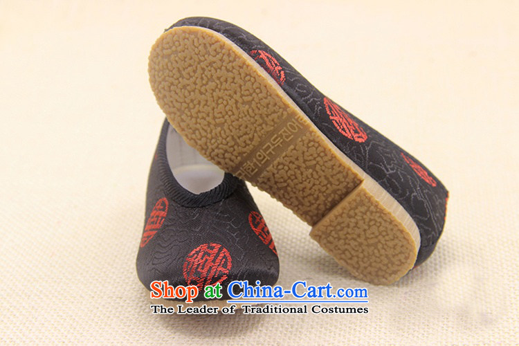 Is small and the old Beijing mesh upper ethnic boy embroidered shoes ZCA, L3  16 pictures, price buff, brand platters! The elections are supplied in the national character of distribution, so action, buy now enjoy more preferential! As soon as possible.