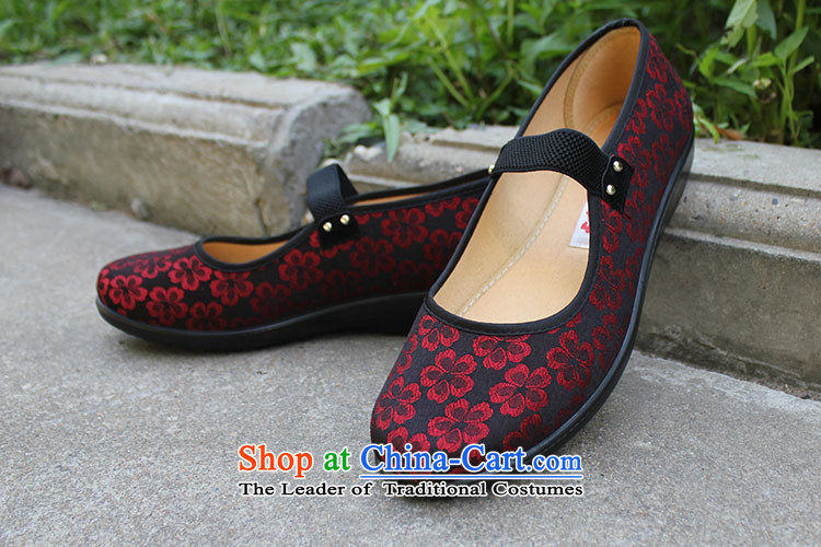 Welcomes the definition of Old Beijing mesh upper comfort and breathability mother shoe light port low light round head of older women shoes  XQD5831 NPC Code Brown 42 pictures, prices, brand platters! The elections are supplied in the national character of distribution, so action, buy now enjoy more preferential! As soon as possible.