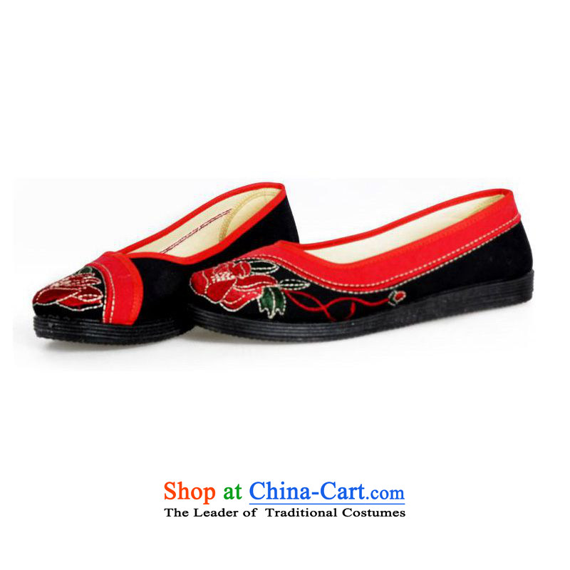 2014 new spring, summer, autumn and the old Beijing embroidered shoes stylish embroidered shoes mother breathable flat shoes with black and red 39, Kyung-Yun Fu Kee shopping on the Internet has been pressed.