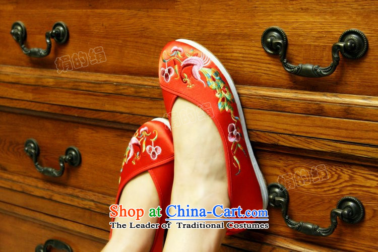 The silk autumn old Beijing mesh upper ethnic embroidered shoes flat bottom satin thousands of Floor Chinese style wedding shoes bridal shoes red color fung shoes single shoe 601 red 36 pictures, prices, brand platters! The elections are supplied in the national character of distribution, so action, buy now enjoy more preferential! As soon as possible.