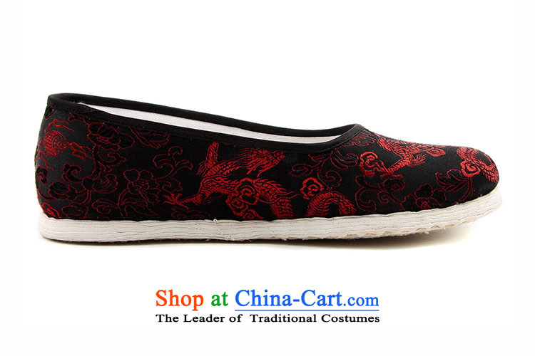 The Chinese old step-young of Ramadan Old Beijing mesh upper hand bottom-Soo Yong thousands of Mother Nature lady's shoe-bottom satin red dragon lady's shoe black 35 pictures, prices, brand platters! The elections are supplied in the national character of distribution, so action, buy now enjoy more preferential! As soon as possible.