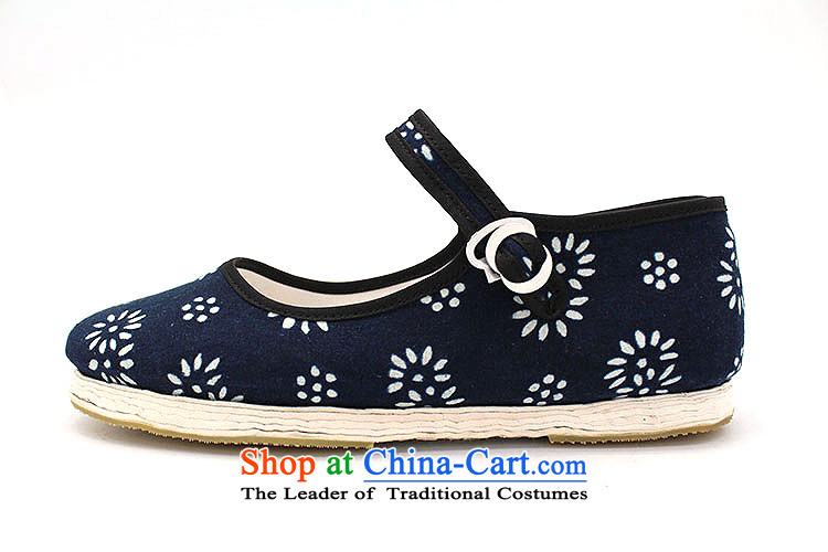 The Chinese old step-young of Ramadan Old Beijing mesh upper hand bottom thousands of embroidered mother Lady's temperament shoes bottom thousands of batik generation woman shoes dark blue 34 pictures, prices, brand platters! The elections are supplied in the national character of distribution, so action, buy now enjoy more preferential! As soon as possible.