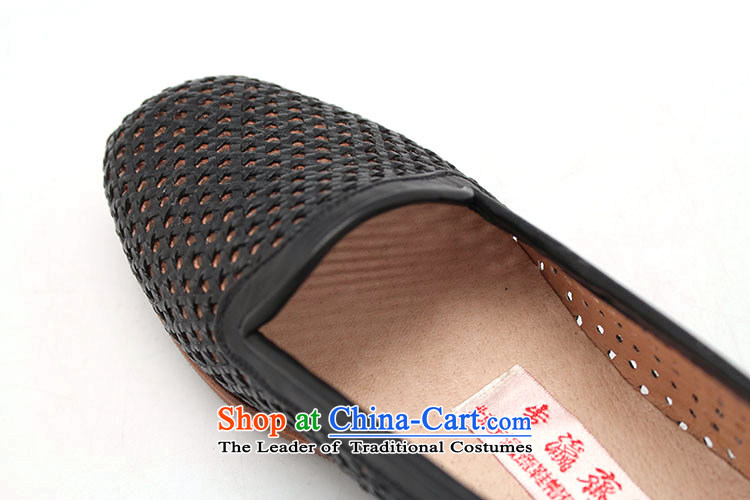 The Chinese old step-Fitr Old Beijing manually Shoes, Leather, click Internet girl shoe mother Lady's temperament cattle web tabs on shoes women shoes black 35 pictures, prices, brand platters! The elections are supplied in the national character of distribution, so action, buy now enjoy more preferential! As soon as possible.