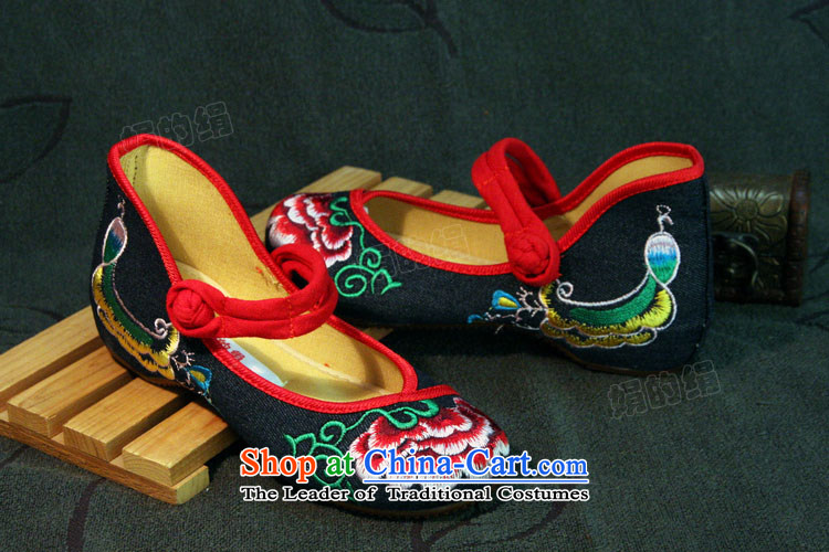 The silk autumn old Beijing mesh upper ethnic embroidered shoes red shoes bride shoes slope marriage with the increase in the female singles 525A70 shoes red 40 pictures, prices, brand platters! The elections are supplied in the national character of distribution, so action, buy now enjoy more preferential! As soon as possible.
