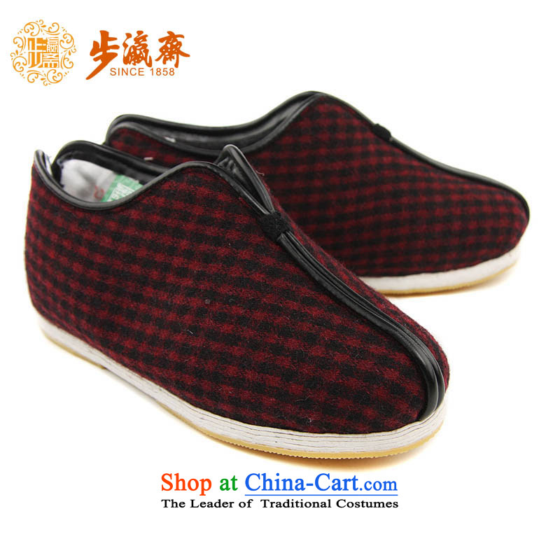 The Chinese old step-young of Ramadan Old Beijing mesh upper hand bottom of thousands of women with anti-slip cotton shoes flat warm in older leisure mother cotton shoes small female thousands of glue cotton red 38 this shoe is too small a concept of a la
