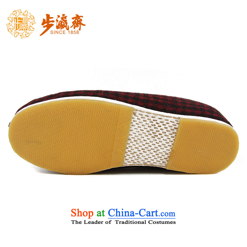 The Chinese old step-young of Ramadan Old Beijing mesh upper hand bottom of thousands of women with anti-slip cotton shoes flat warm in older leisure mother cotton shoes small female thousands of glue cotton red 38 this shoe is too small a concept of a la