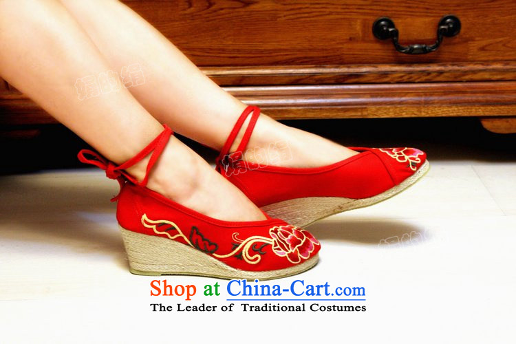 The silk fall of Old Beijing National wind and contemptuous of Mudan mesh upper embroidered shoes red shoes bride shoes, casual marriage with a lady's shoe single slope shoes 303-6 Red 38 pictures, prices, brand platters! The elections are supplied in the national character of distribution, so action, buy now enjoy more preferential! As soon as possible.