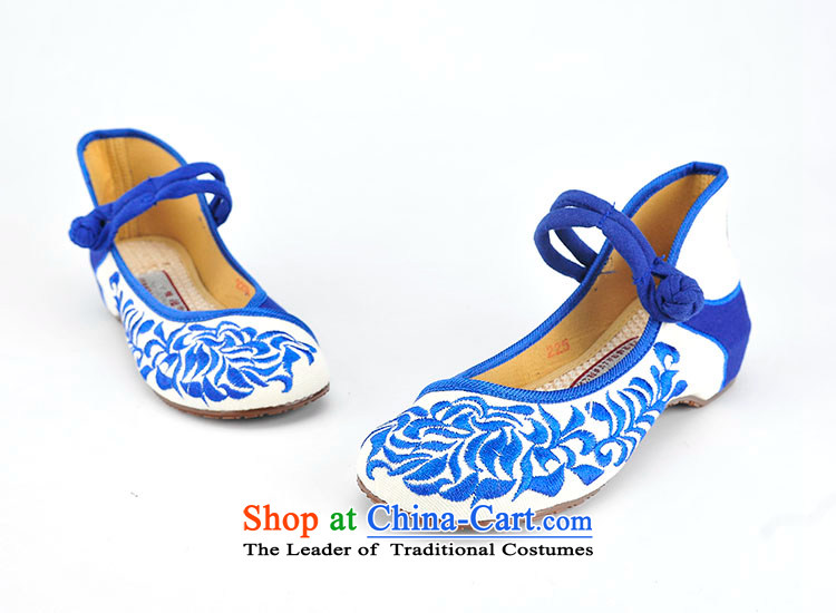 Mesh upper with well the female singles good shoes elegant ethnic porcelain embroidered shoes comfortable shoes breathable small slope behind with increasing traditional buckle straps embroidered shoes B282-07 estimated 34 pictures, prices, brand platters! The elections are supplied in the national character of distribution, so action, buy now enjoy more preferential! As soon as possible.