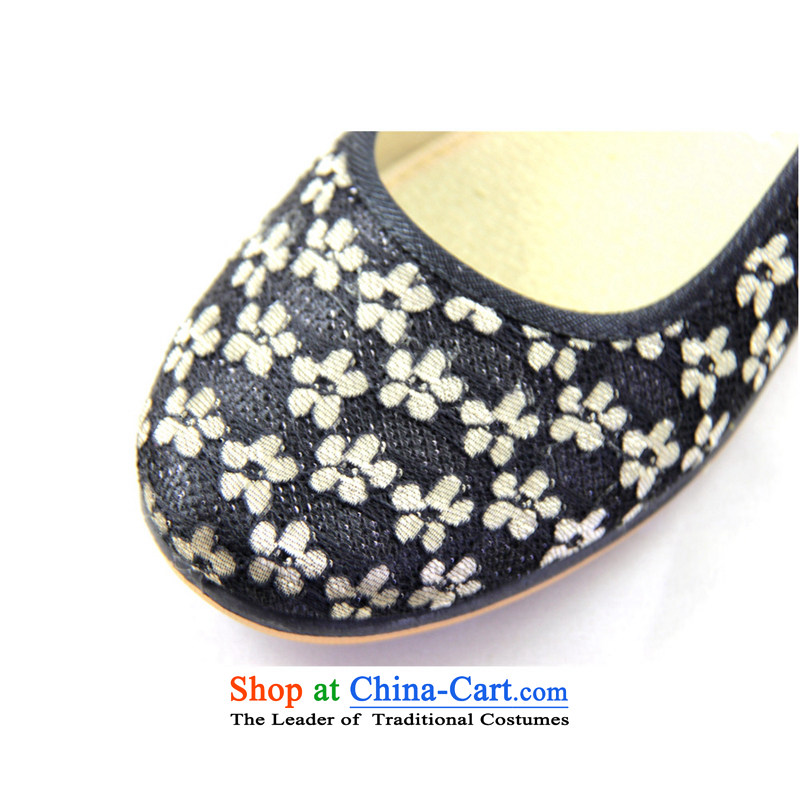 Magnolia Old Beijing spring and autumn, the Women's Mesh upper shoes floral light port soft bottoms flat bottom foot kit has a non-slip wear sneakers older leisure shoes black 40 Magnolia shopping on the Internet has been pressed.