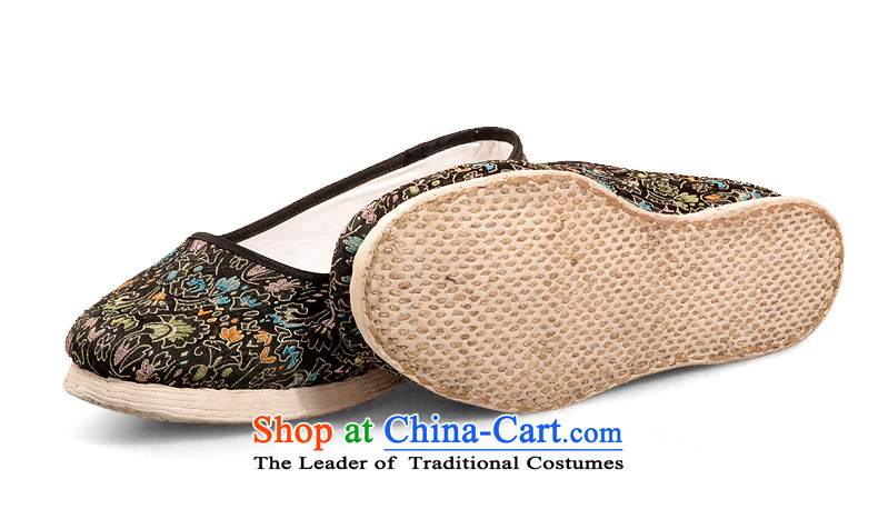 Fu Tai Yan women shoes bottom thousands of old Beijing mesh upper women of ethnic flat bottom manually satin embroidered cockscomb Gigabit backplane cockscomb sea 38 pictures, price $, brand platters! The elections are supplied in the national character of distribution, so action, buy now enjoy more preferential! As soon as possible.