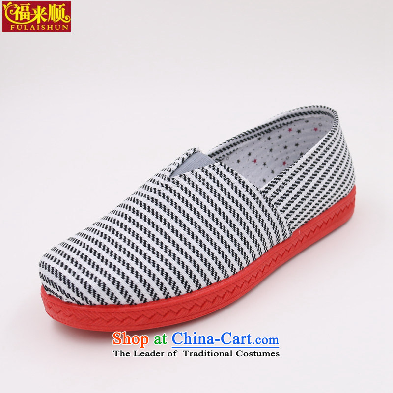 In the autumn of 2015, New Old Beijing mesh upper streaks single round head pin shoes leisure shoes students shoes red 37 pictures, prices, brand platters! The elections are supplied in the national character of distribution, so action, buy now enjoy more preferential! As soon as possible.