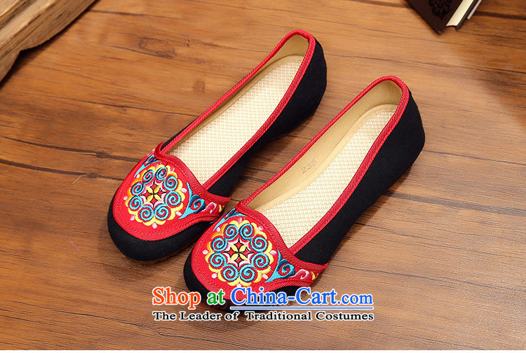 The silk fabric of Old Beijing National wind increased within the embroidered shoes with slope woman Shoes, Casual Shoes autumn A412-179 single black 36 pictures, prices, brand platters! The elections are supplied in the national character of distribution, so action, buy now enjoy more preferential! As soon as possible.