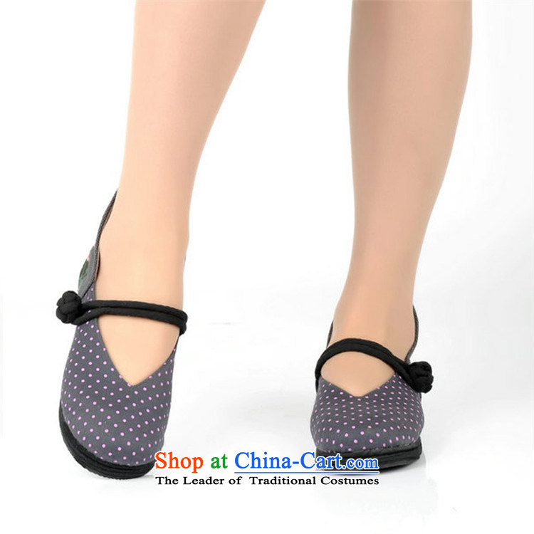 Charlene Choi this court of Old Beijing mesh upper for women of ethnic embroidery kit foot shoes bottom of thousands of traditional mesh upper round head pin of the mother shoes, casual wild hasp shoes toner spots 40 pictures, prices, brand platters! The elections are supplied in the national character of distribution, so action, buy now enjoy more preferential! As soon as possible.