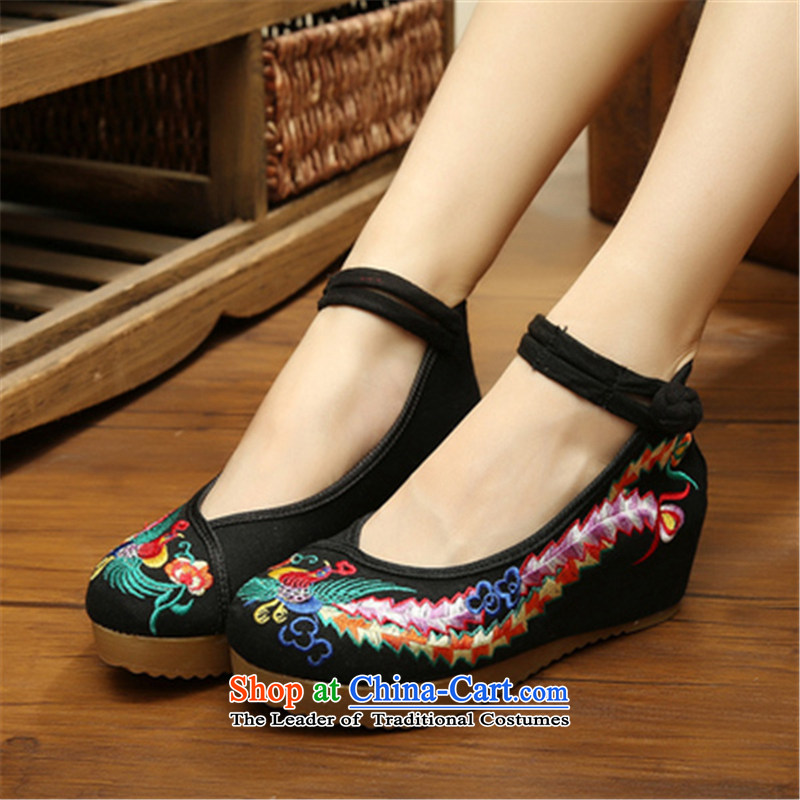 Step-by-step approach of?Old Beijing 2015 mesh upper for women through the spring and fall of ethnic embroidered shoes slope with shoes increased thick square Dance Shoe black-tail?37