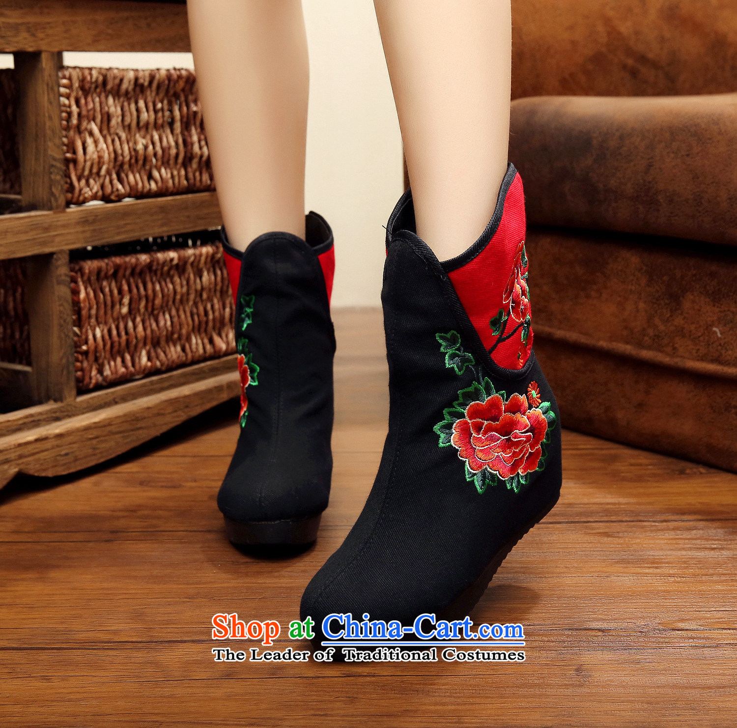 Step-by-step approach of 2015 autumn and winter old Beijing female cloth shoes of ethnic plus lint-free bootie slope behind with the increase in thick boots embroidery and female cotton lint-free cotton swab plus black boots boots 40 pictures, prices, brand platters! The elections are supplied in the national character of distribution, so action, buy now enjoy more preferential! As soon as possible.