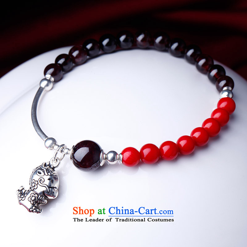 Phoenix Nirvana hand string female ancient style of pomegranate wine red stone 925 silver zodiac hand chain of ethnic ornaments of Yao (hand chain ) mouse, Phoenix Nirvana , , , shopping on the Internet