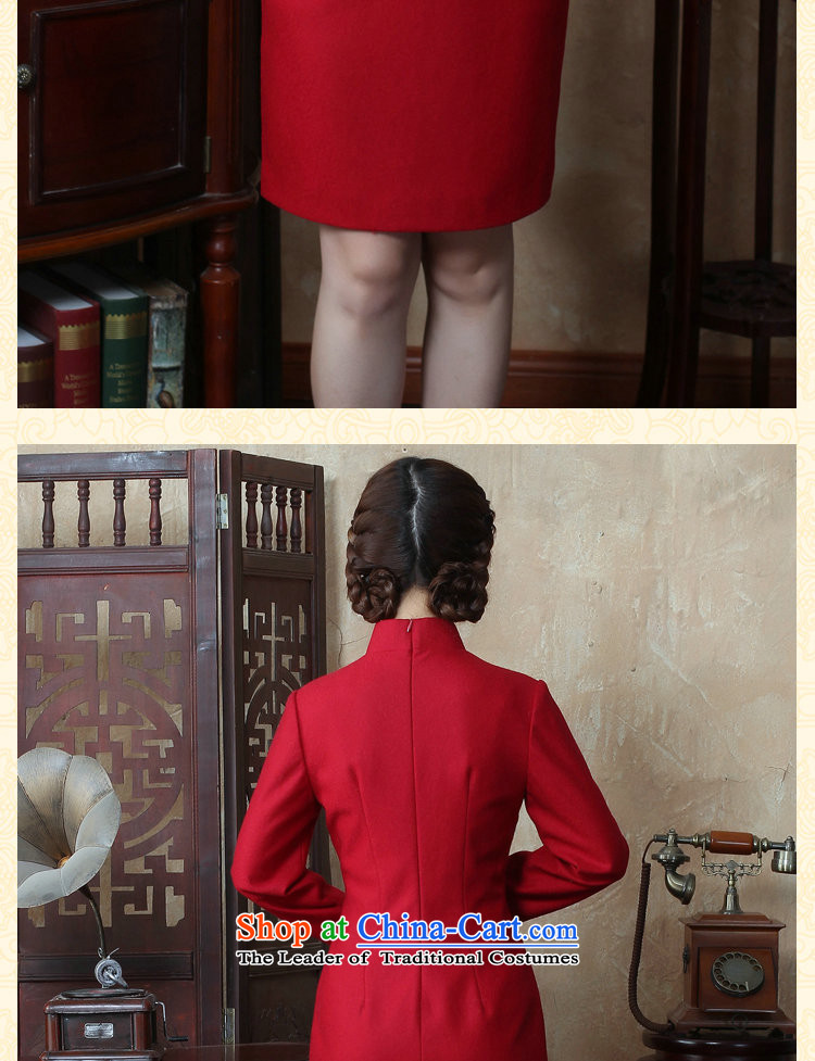 Floral autumn and winter new women's Chinese collar solid color long-sleeved wool qipao improved qipao? 