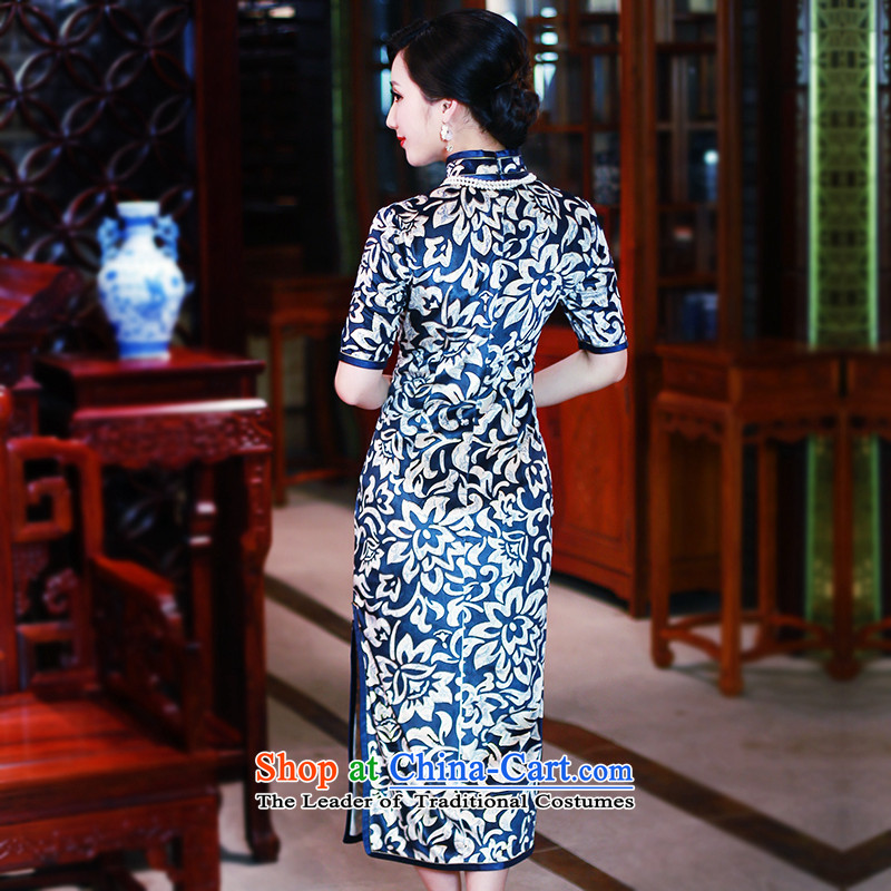 After a new 2015 wind cheongsam long improved retro cheongsam dress wedding banquet cheongsam dress suit M ruyi 5443 5443 wind shopping on the Internet has been pressed.