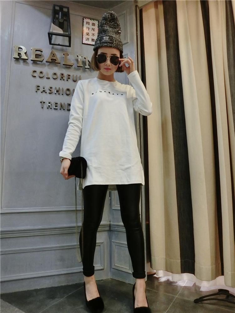 Ya-ting shop 2015 Fall/Winter Collections new Korean female T-shirt with round collar in the letter of the forklift truck, forming a straight gray T-shirts are code picture, prices, brand platters! The elections are supplied in the national character of distribution, so action, buy now enjoy more preferential! As soon as possible.