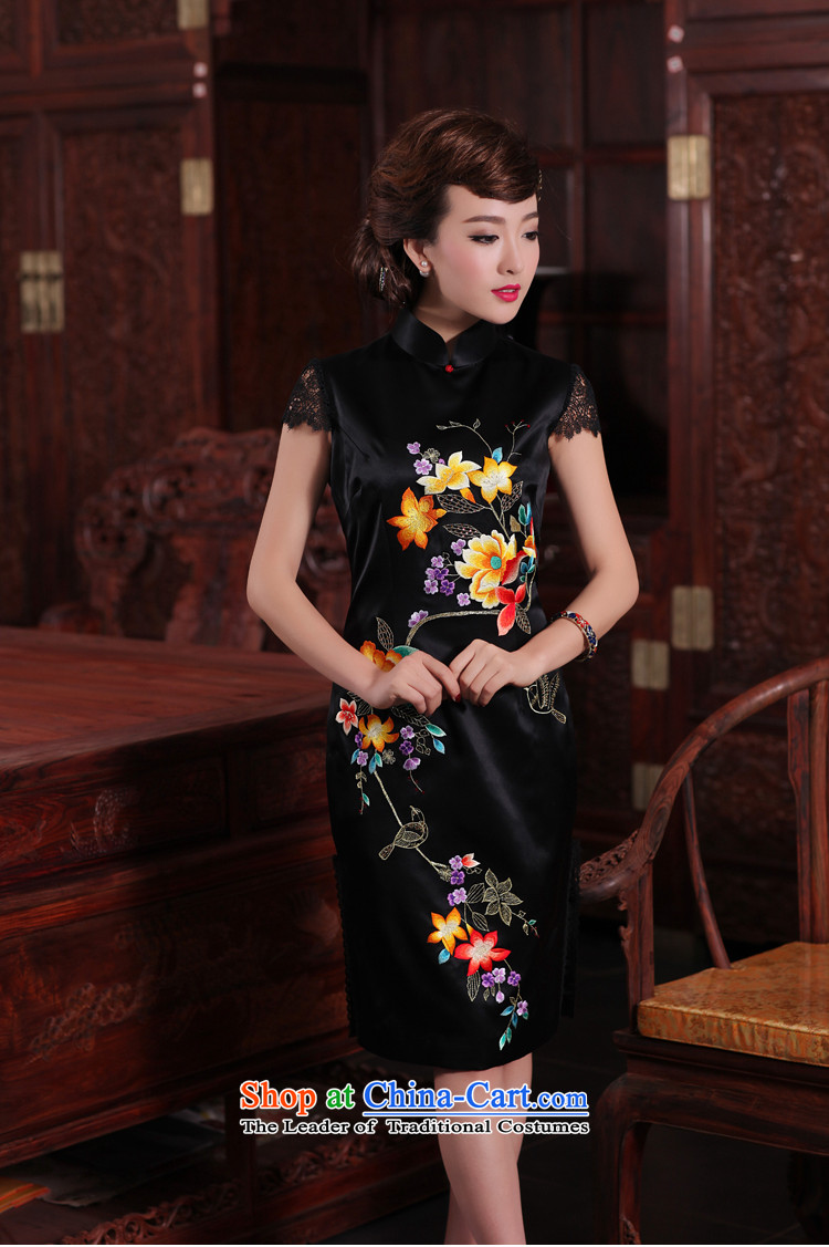 Love Birds of nomination fragrant spring 2015 new traditional hand made embroidered heavyweight Silk Cheongsam QD465 black - 20 days pre-sale is made up of the XL Photo, prices, brand platters! The elections are supplied in the national character of distribution, so action, buy now enjoy more preferential! As soon as possible.