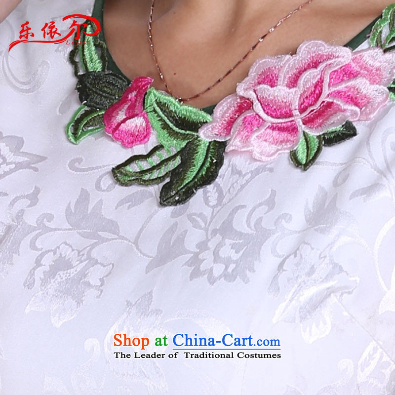 In accordance with the American Women's Summer's elegant qipao embroidered dress cheongsam dress Sleek and Sexy female retro in Sau San long skirt LYE1401 White M, in accordance with the (leyier Lok) , , , shopping on the Internet