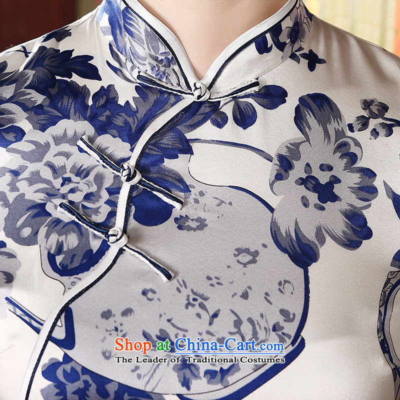 [Sau Kwun Tong] Cheong Wa silk cheongsam dress vases 2015 spring/summer load new retro blue silk cheongsam look stylish sauna mother load in the cuff , L-soo QD411 Kwun Tong shopping on the Internet has been pressed.