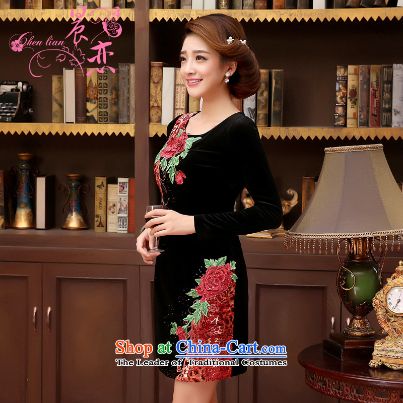 The 2014 autumn morning land in the new elderly women who are in the velvet cuff mother large load female black?L