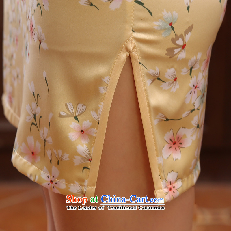 Morning new qipao Land summer short of improvement and Stylish retro herbs extract silk cheongsam dress little Chinese spent the morning light yellow M land has been pressed shopping on the Internet