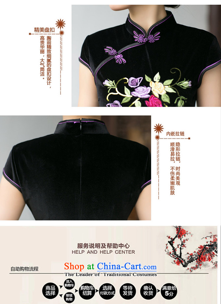 With the Chinese  New Year 2015 Spring temperament embroidery qipao Stylish retro-day 