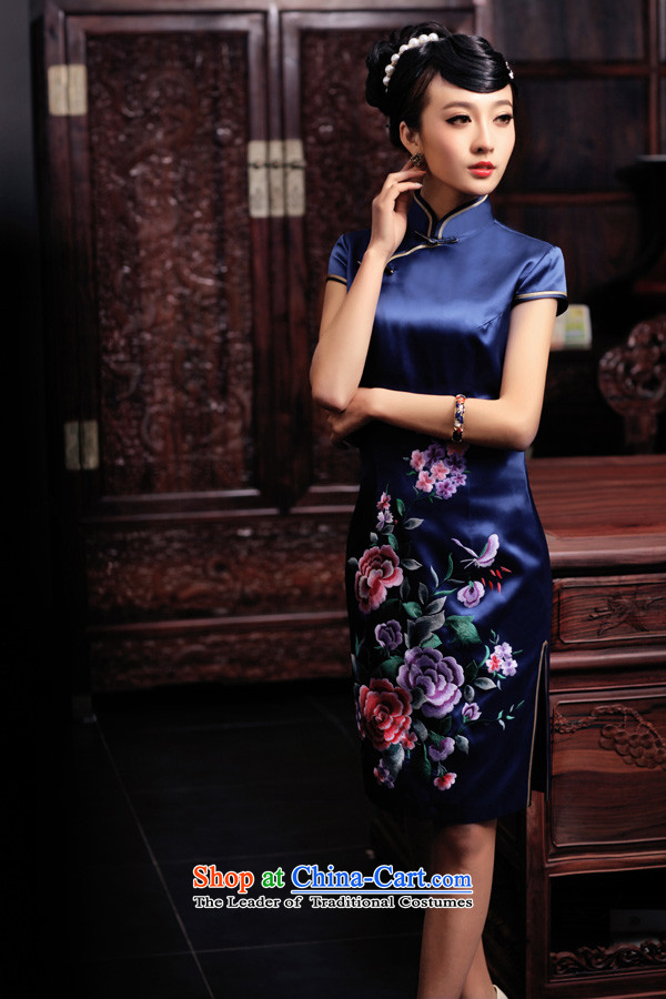 Love of birds in Spring 2015, the Lab new short-sleeved manually push embroidered heavyweight Silk Cheongsam QD444 figure XL Photo, prices, brand platters! The elections are supplied in the national character of distribution, so action, buy now enjoy more preferential! As soon as possible.