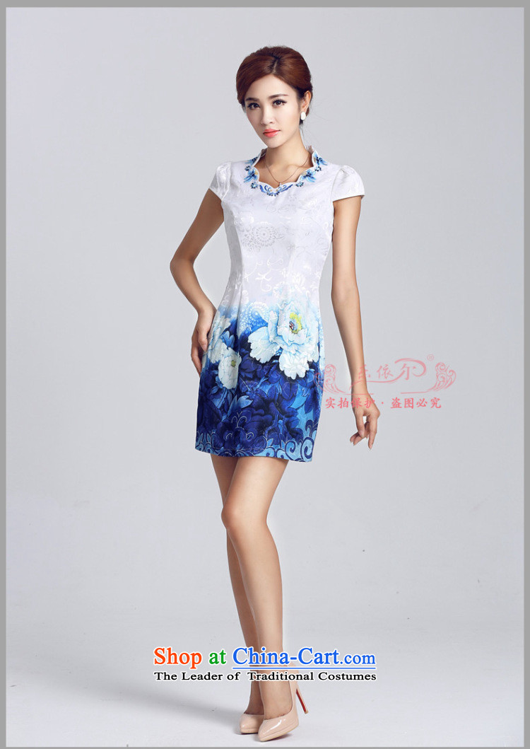 In accordance with the stamp duty, classical music gentlewoman qipao retro embroidery flower girl LYE66629 qipao Sau San short white s picture, prices, brand platters! The elections are supplied in the national character of distribution, so action, buy now enjoy more preferential! As soon as possible.
