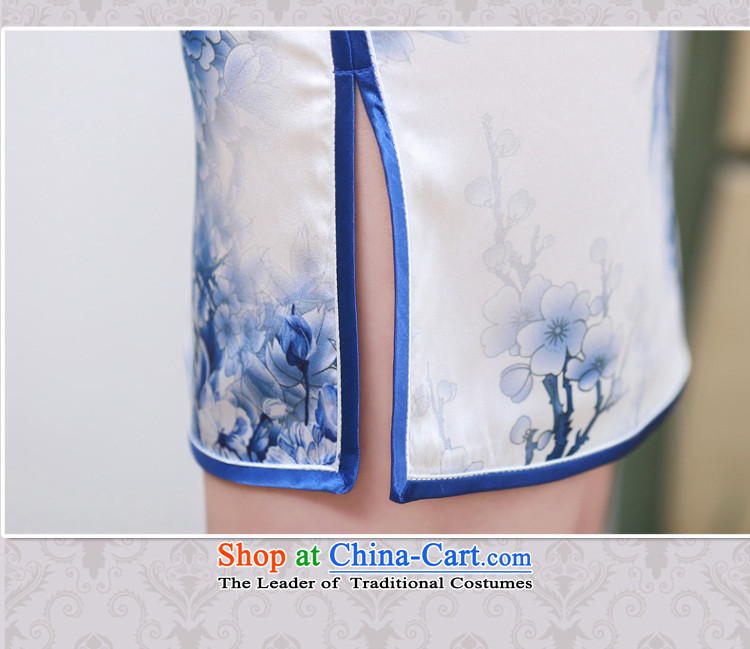 2015 Spring/Summer New Silk Cheongsam herbs extract retro-long high on the forklift truck cheongsam dress 1535 Lotus Pond XXL picture, prices, brand platters! The elections are supplied in the national character of distribution, so action, buy now enjoy more preferential! As soon as possible.
