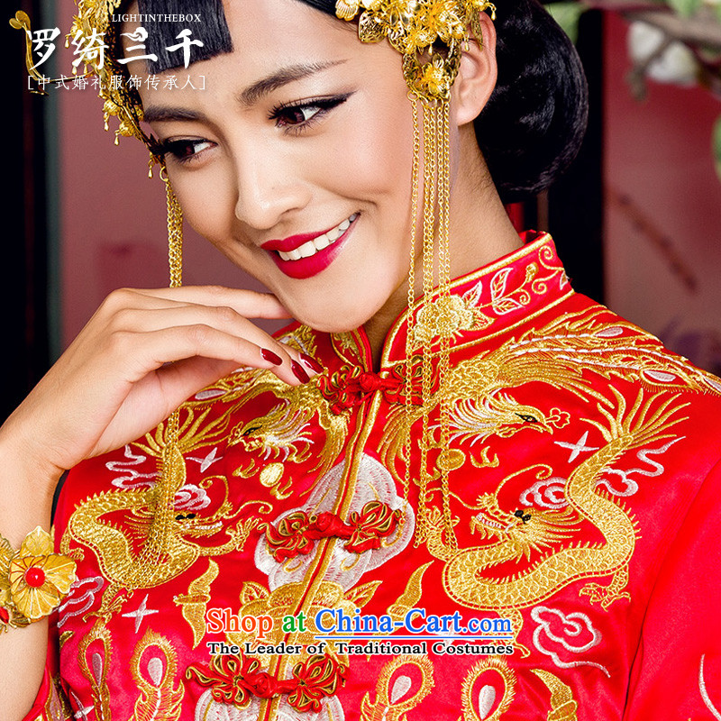 Bathing in the use of Chinese bride skirts Yoyo Chen Wu-fu toasting champagne dresses Small Service Bridal Longfeng use wedding dresses costume wedding dress gold and silver thread embroidery?1122 Silver heart small Wu-fu?L?chest 92CM