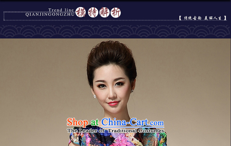    Summer Scent Multimedia 2015 new stamp round-neck collar short-sleeved MOM Pack Silk Cheongsam 8996 Sau San temperament retro blue XXXL picture, prices, brand platters! The elections are supplied in the national character of distribution, so action, buy now enjoy more preferential! As soon as possible.