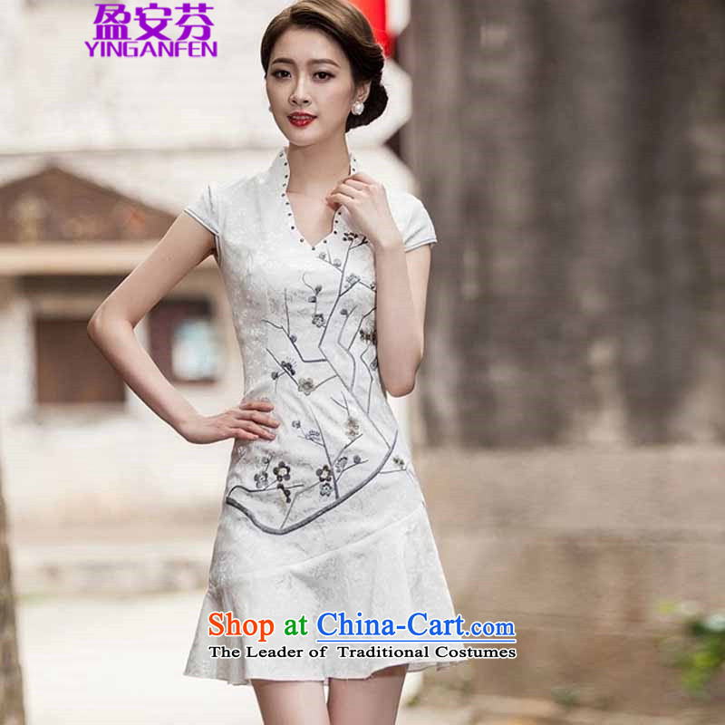 The?   2015 law, surplus spring and summer new Short Sleeve V-Neck embroidered Phillips-head nails pearl crowsfoot petticoats embroidery cheongsam _1123 short white?L