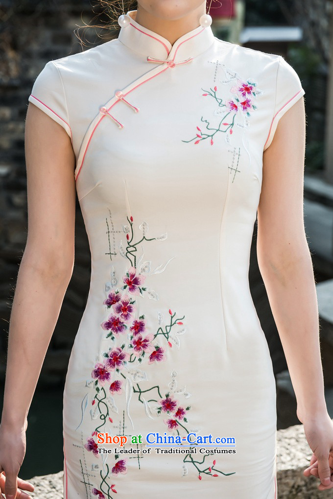 2015 Spring New Elastic satin embroidered Phillips-head courtly tradition of low-qipao cheongsam dress White XL's picture, prices, brand platters! The elections are supplied in the national character of distribution, so action, buy now enjoy more preferential! As soon as possible.