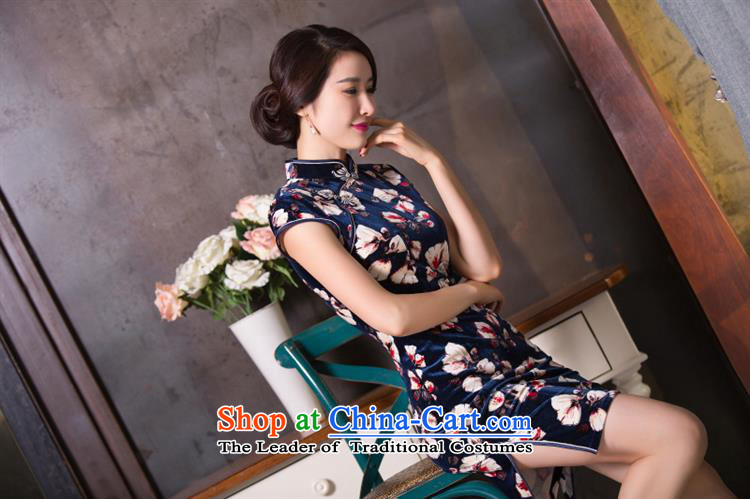 The new style qipao daily velvet dresses in long suit XL Photo Pack mother, prices, brand platters! The elections are supplied in the national character of distribution, so action, buy now enjoy more preferential! As soon as possible.