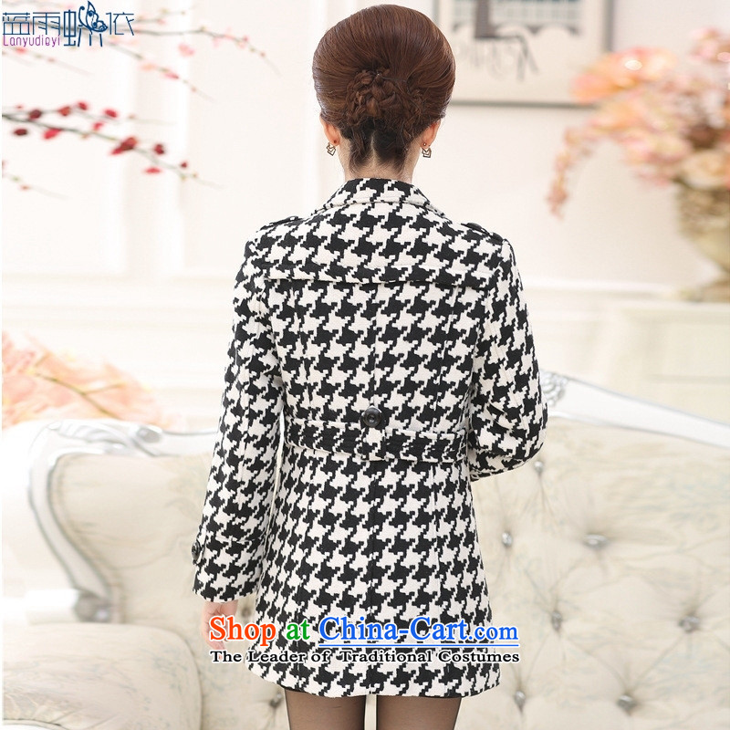 2015 Autumn and winter in the number of older women's autumn and winter new liberal large middle-aged moms with winter jackets XXXL, black and white blue rain butterfly according to , , , shopping on the Internet