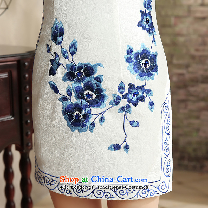 [Sau Kwun Tong] Xue Mei 2015 autumn and winter new stylish blue embroidery cotton qipao gross for folder removable QD5828 White XL, Sau Kwun Tong shopping on the Internet has been pressed.