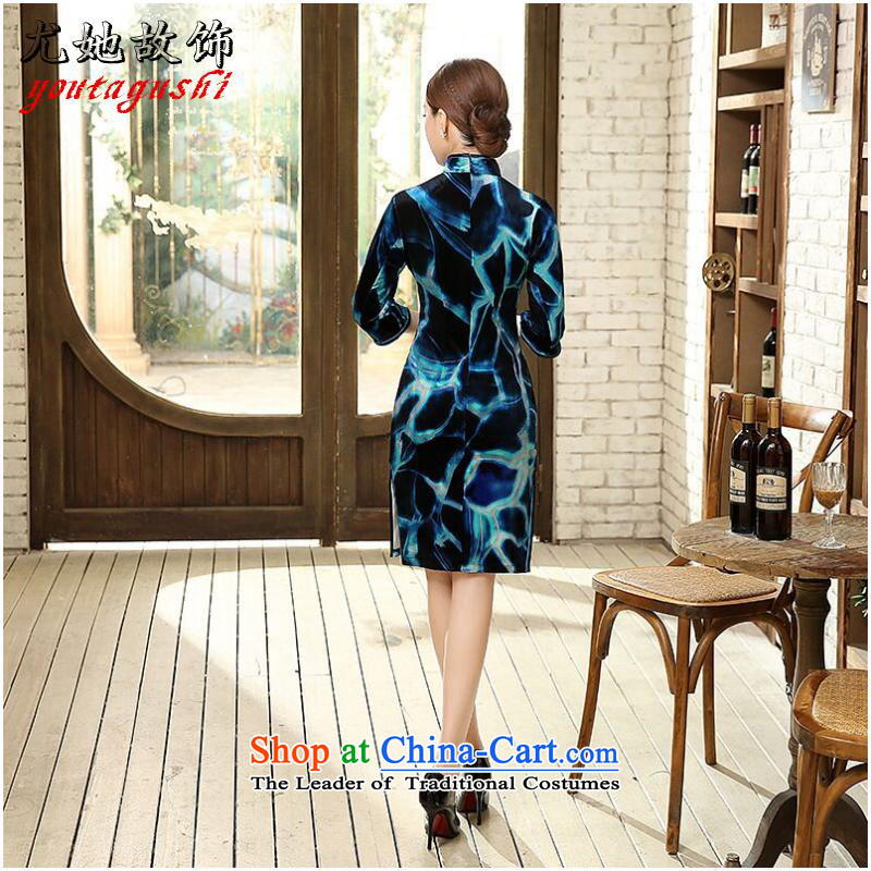 She was particularly ornaments with new Ms Chiu qipao Chinese collar improvement Sau San Stretch Wool 7 cuff marriage short qipao Figure Color S, she was particularly international shopping on the Internet has been pressed.