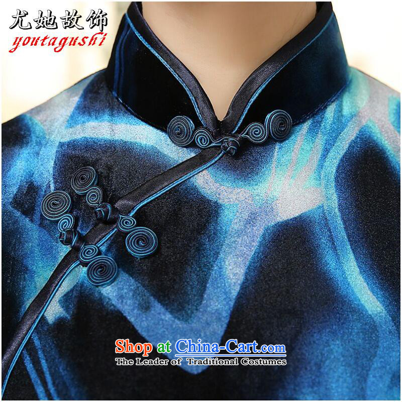 She was particularly ornaments with new Ms Chiu qipao Chinese collar improvement Sau San Stretch Wool 7 cuff marriage short qipao Figure Color S, she was particularly international shopping on the Internet has been pressed.
