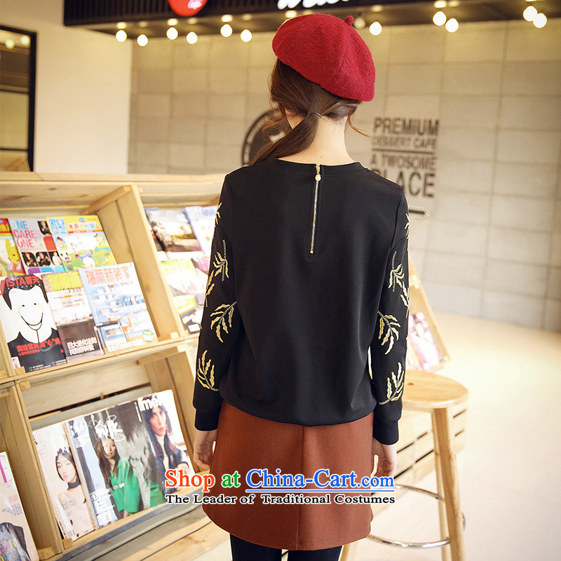 Maximum number of ladies 2015 Korean Spring New thick mm very casual embroidery video thin hedge water drilling sweater black T-shirt manually staple XXXL, Pearl Moses Nika shopping on the Internet has been pressed.