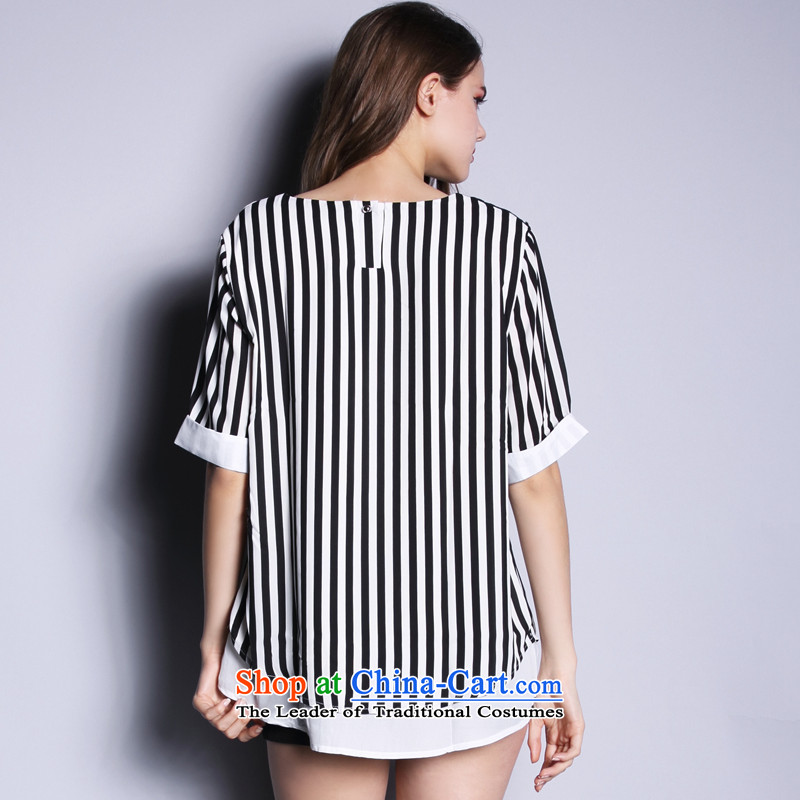The new summer 2015 round-neck collar bars in the Western big large female loose chiffon shirt girl in the fifth-sleeved T-shirt video thin coat chiffon shirt white vertical streaks XXL, to excellent shopping on the Internet has been pressed.