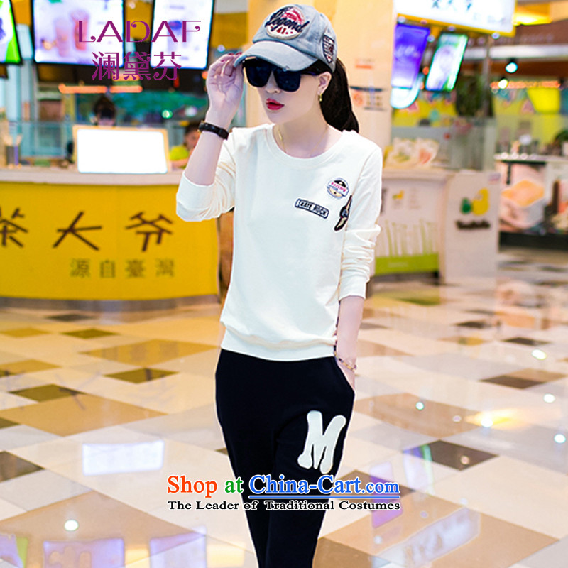 The world by 2015 Autumn Load Stephen Doi new large hedge female Korean version of teenage students round-neck collar long-sleeved clothes members kit leisure 419 white? L