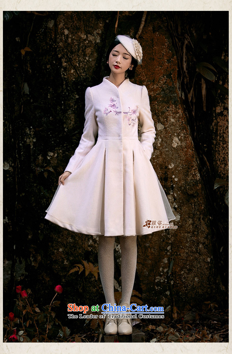 Gigi Lai Siu Chau stuffed light water fall and winter 2015 new embroidery collar gross? 