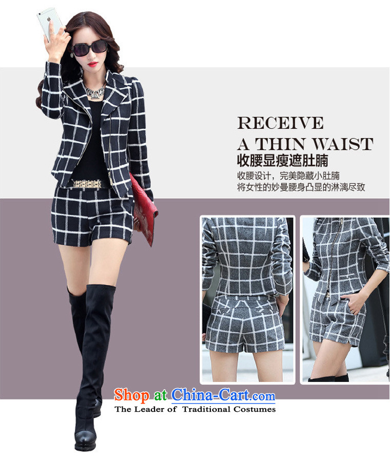 The new Korean autumn 1464#2015 version temperament aristocratic stylish gross shorts Kit? 