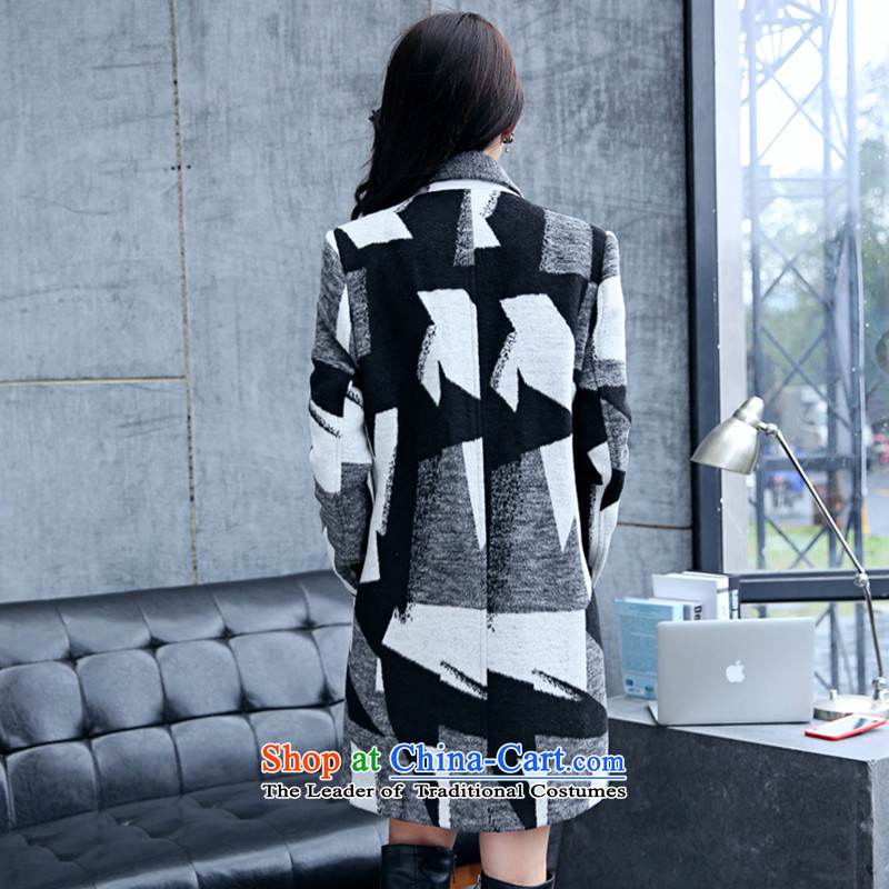 Refreshing gross? autumn and winter coats women 2015 new long hair stylish Women's jacket is black and white 2XL, refreshing shopping on the Internet has been pressed.