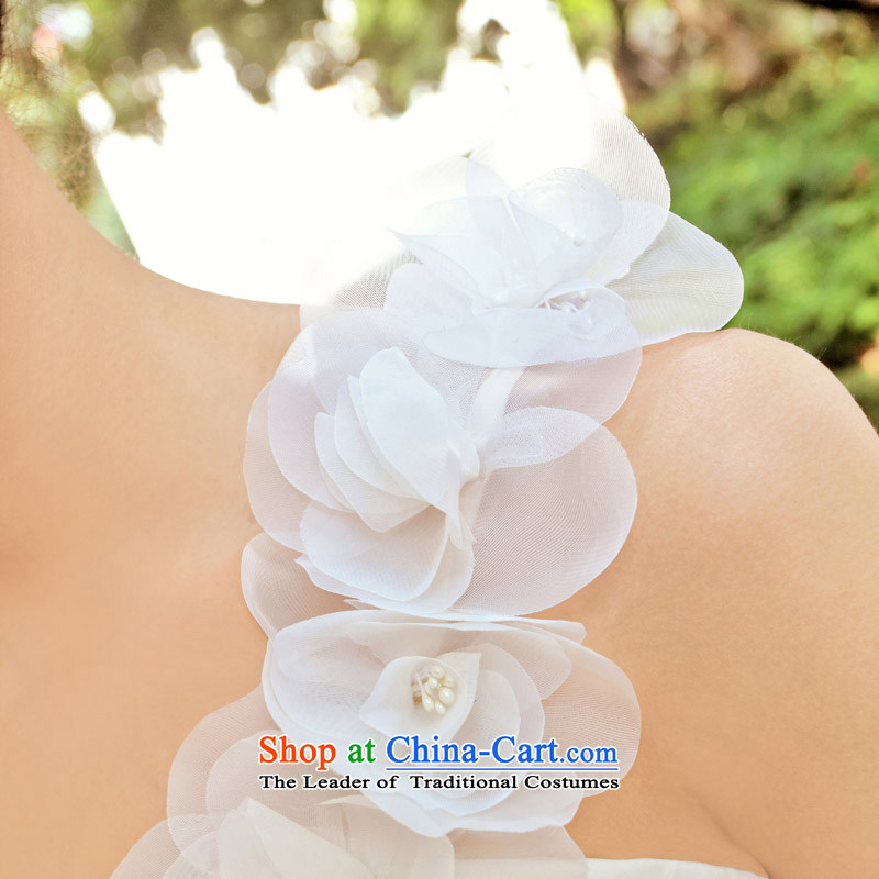 A bride shoulder flowers bon bon wedding to align the Korean Princess wedding 849 L, a bride shopping on the Internet has been pressed.