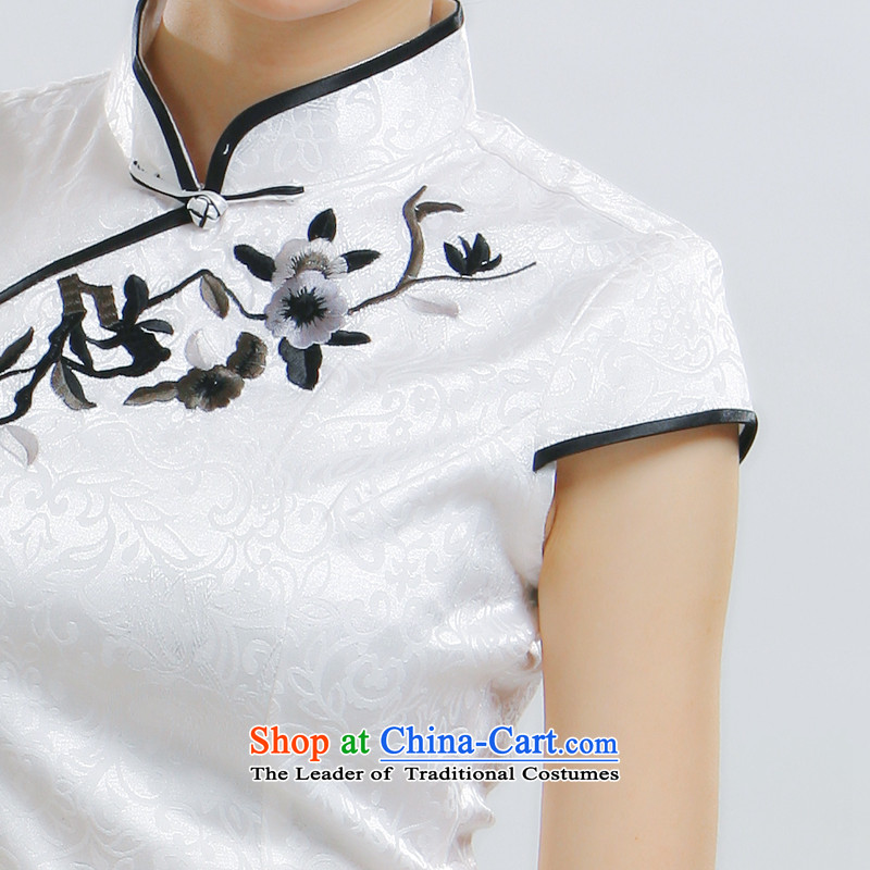 The former Yugoslavia Li aware of spring and summer 2015 new stylish qipao improved embroidery flower embroidery cheongsam dress qipao white QR010-823 White XL, Yugoslavia (Q.LIZHI Li shopping on the Internet has been pressed.)